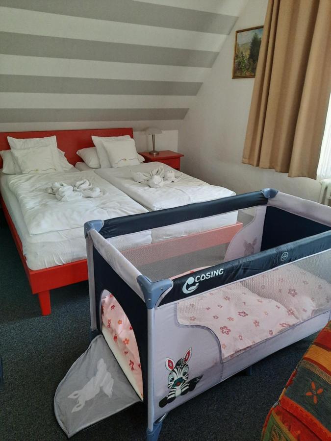 Apartment Barbara Mariánské Lázně Esterno foto