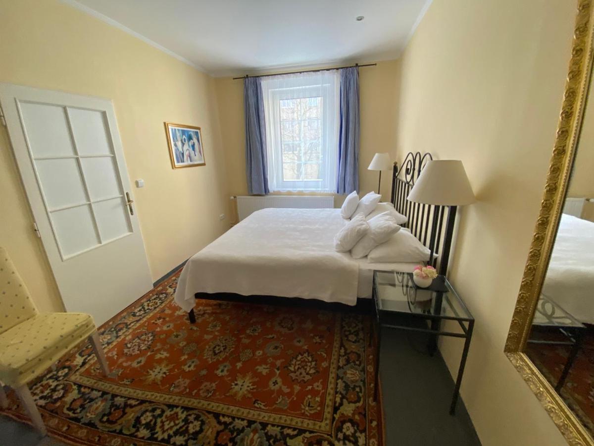 Apartment Barbara Mariánské Lázně Esterno foto